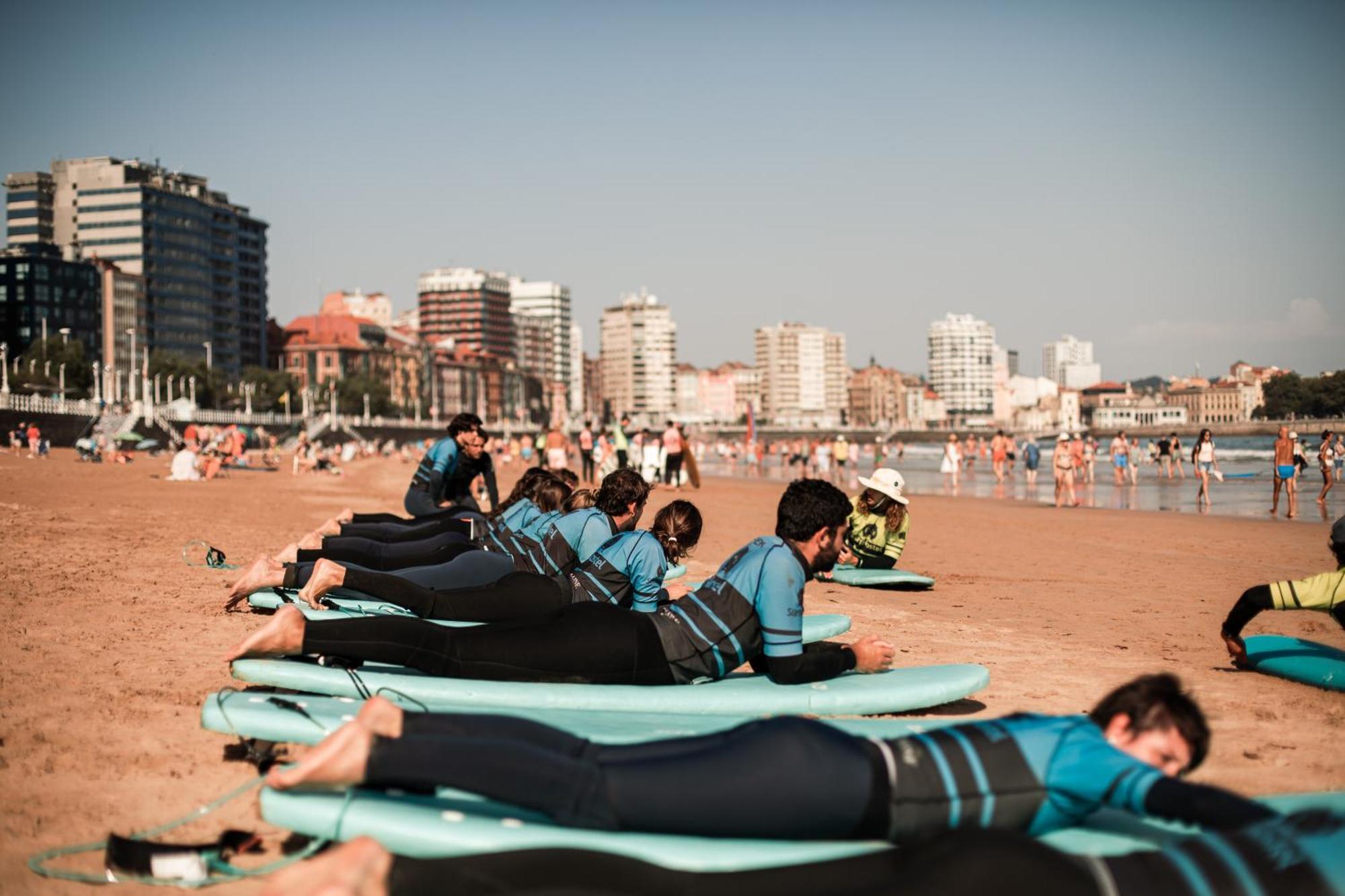 Gijon Surf Hostel Esterno foto