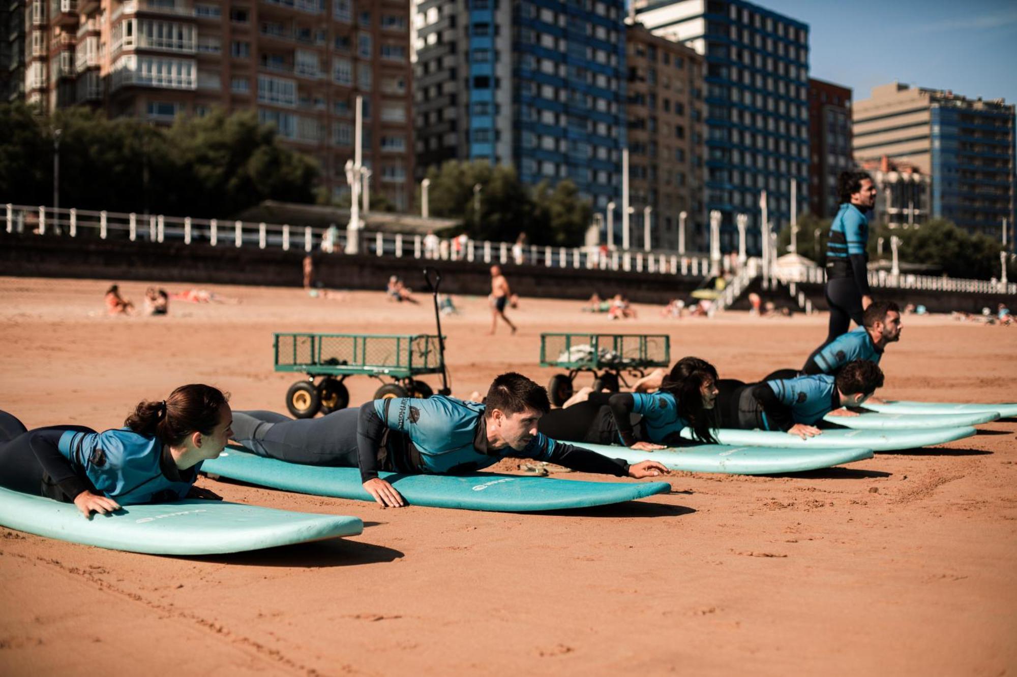 Gijon Surf Hostel Esterno foto